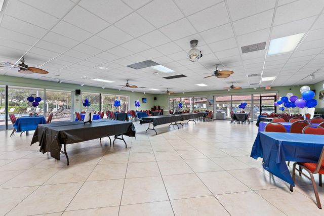 671 SW South River Drive 105, Stuart, FL 34997