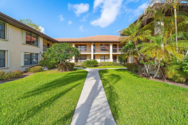 671 SW South River Drive 105, Stuart, FL 34997