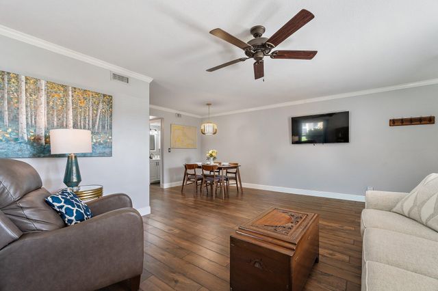 671 SW South River Drive 105, Stuart, FL 34997