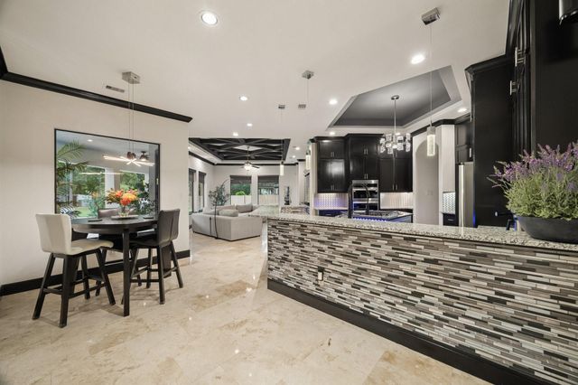 27303 E Benders Landing Boulevard, Spring, TX 77386
