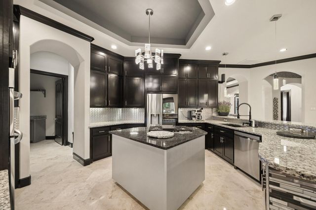 27303 E Benders Landing Boulevard, Spring, TX 77386