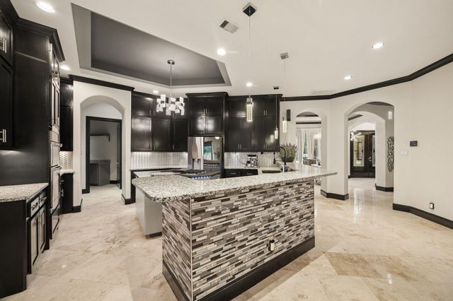 27303 E Benders Landing Boulevard, Spring, TX 77386