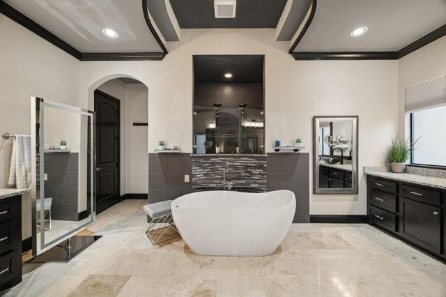 27303 E Benders Landing Boulevard, Spring, TX 77386