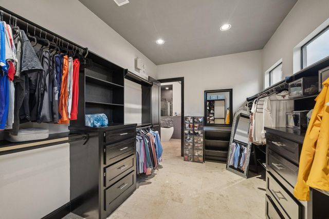 27303 E Benders Landing Boulevard, Spring, TX 77386