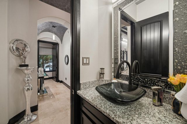 27303 E Benders Landing Boulevard, Spring, TX 77386