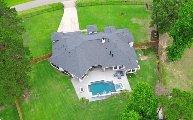 27303 E Benders Landing Boulevard, Spring, TX 77386