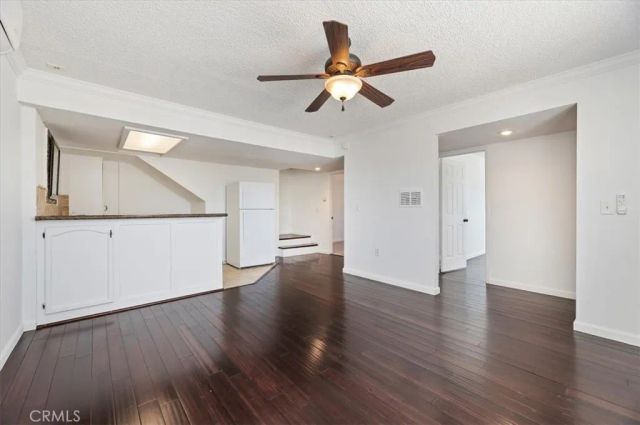 11833 Jacaranda Ave., Hesperia, CA 92345