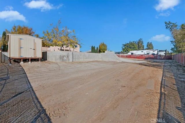 11833 Jacaranda Ave., Hesperia, CA 92345