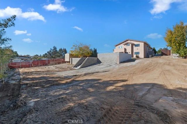 11833 Jacaranda Ave., Hesperia, CA 92345