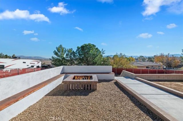 11833 Jacaranda Ave., Hesperia, CA 92345