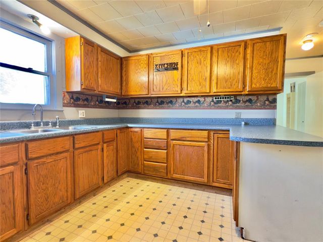 8012 S Douglas Boulevard, Guthrie, OK 73044