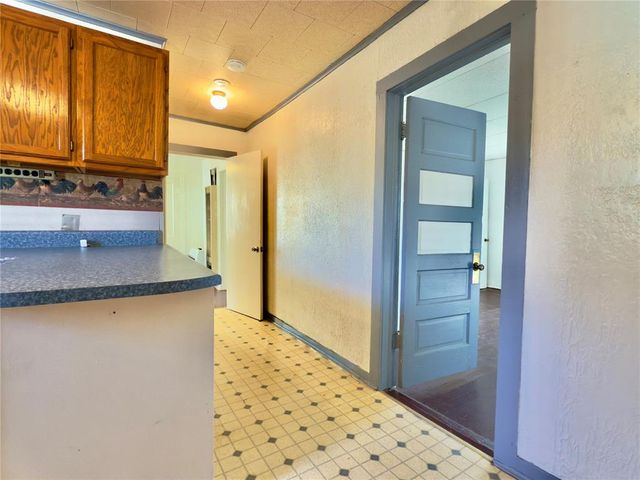 8012 S Douglas Boulevard, Guthrie, OK 73044