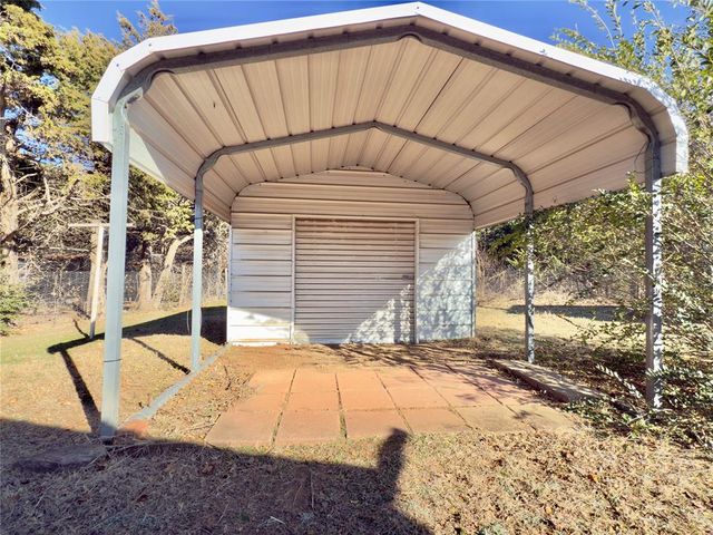 8012 S Douglas Boulevard, Guthrie, OK 73044