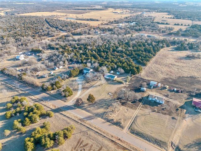 8012 S Douglas Boulevard, Guthrie, OK 73044