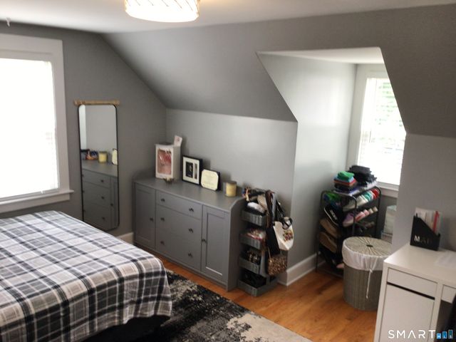 28 Thayer Road, Hamden, CT 06514