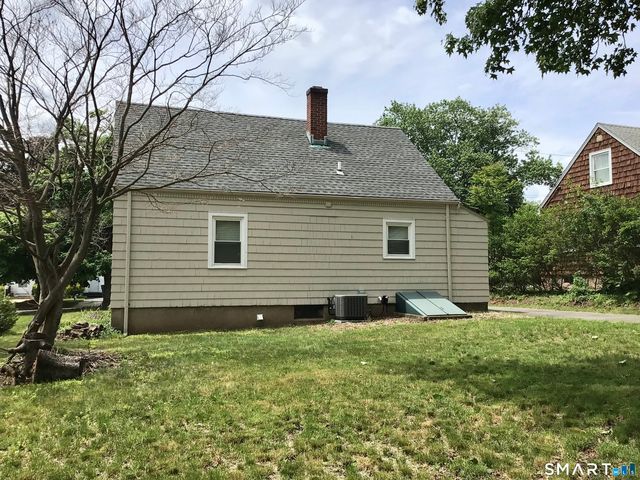 28 Thayer Road, Hamden, CT 06514