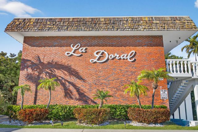 201 Inlet Way, Palm Beach Shores, FL 33404