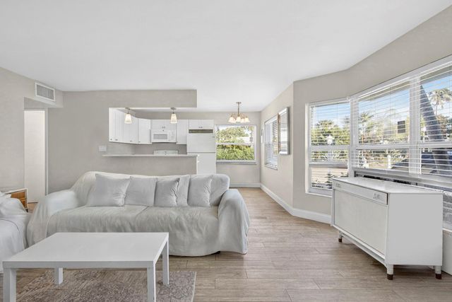 201 Inlet Way, Palm Beach Shores, FL 33404
