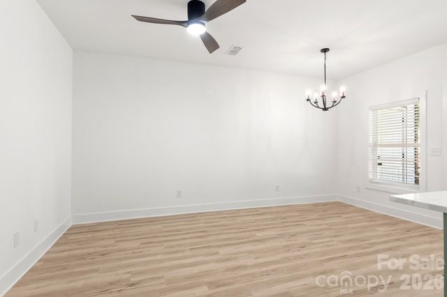 516 Carolyn Lane, Charlotte, NC 28213