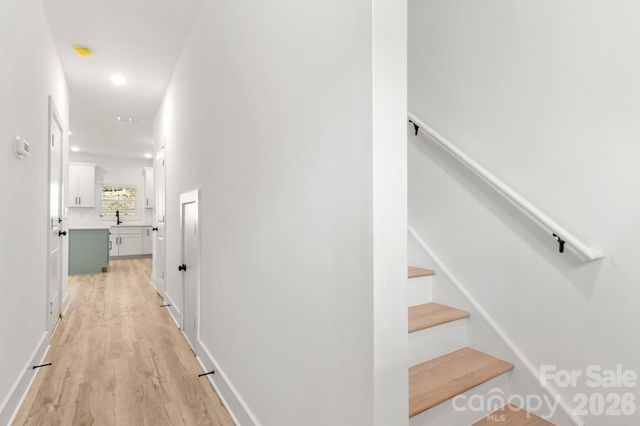 516 Carolyn Lane, Charlotte, NC 28213
