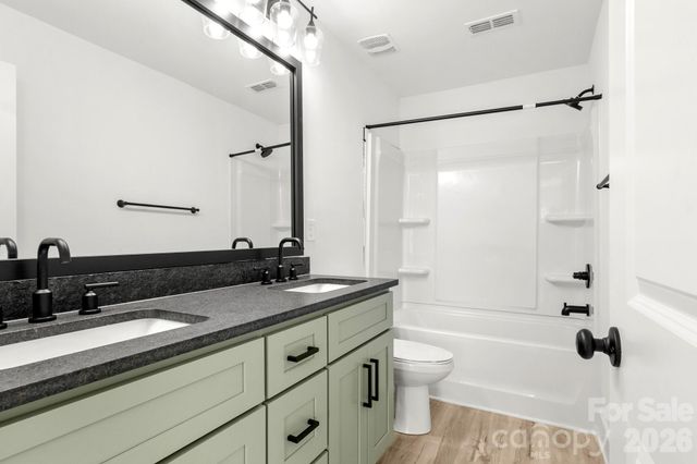 516 Carolyn Lane, Charlotte, NC 28213