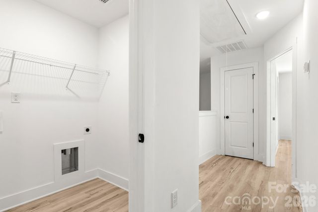 516 Carolyn Lane, Charlotte, NC 28213