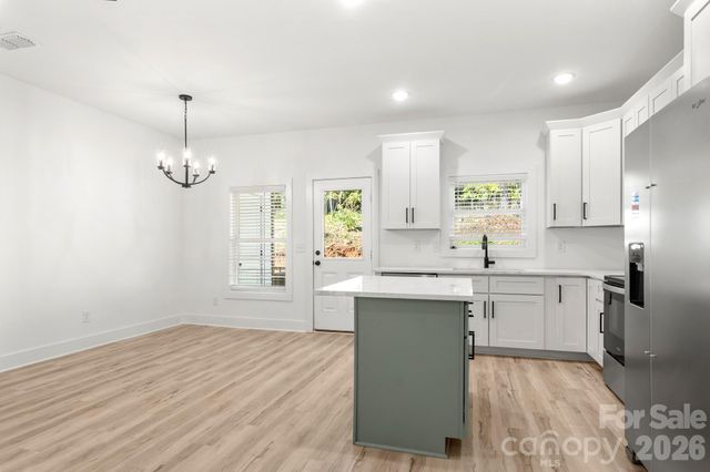 516 Carolyn Lane, Charlotte, NC 28213
