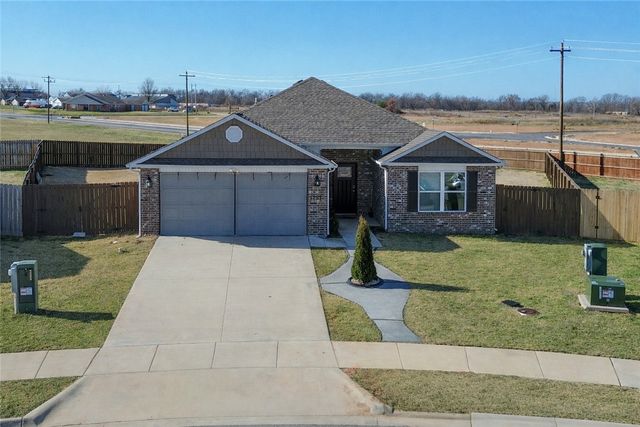 1791 Greenbank Drive, Centerton, AR 72719
