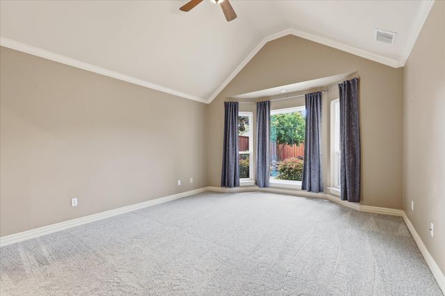 2526 Fallview Lane, Carrollton, TX 75007