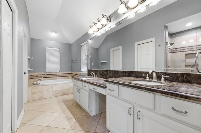 2526 Fallview Lane, Carrollton, TX 75007