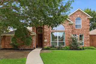2526 Fallview Lane, Carrollton, TX 75007