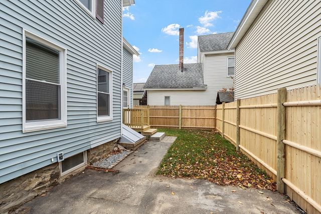 3 Hamel Place, Lowell, MA 01850