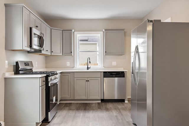 3 Hamel Place, Lowell, MA 01850