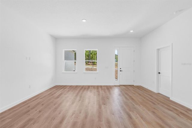 8812 N LANSEN WAY, Citrus Springs, FL 34434