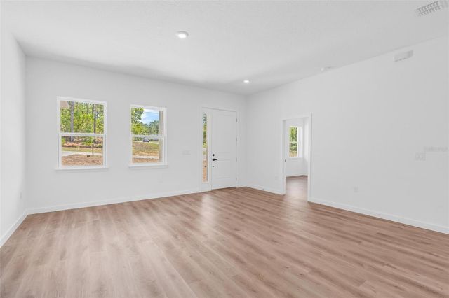 8812 N LANSEN WAY, Citrus Springs, FL 34434