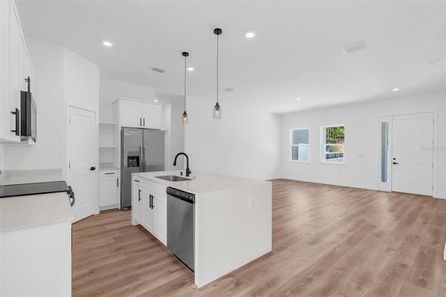 8812 N LANSEN WAY, Citrus Springs, FL 34434