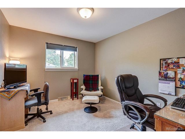5394 S Cimarron Rd, Littleton, CO 80123