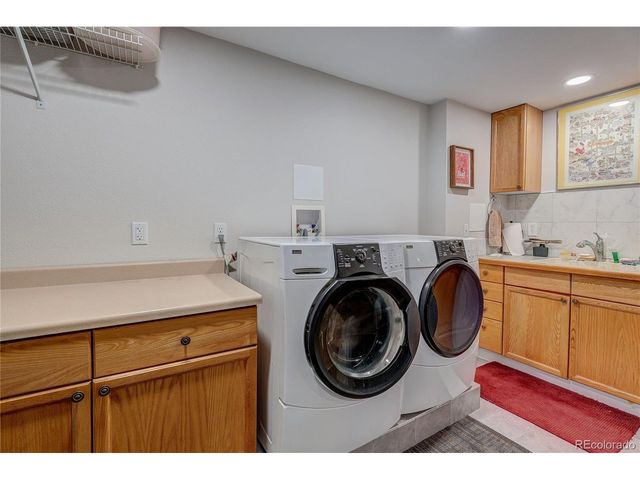 5394 S Cimarron Rd, Littleton, CO 80123