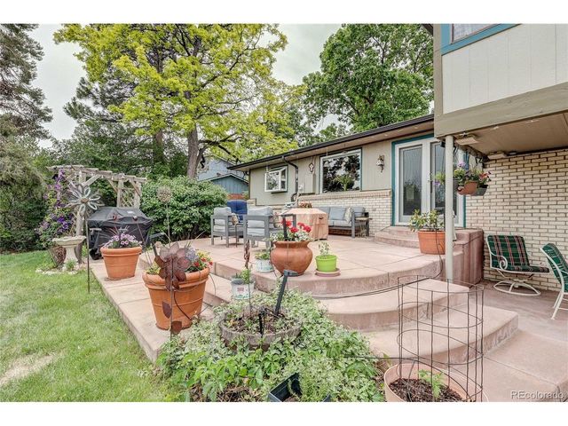 5394 S Cimarron Rd, Littleton, CO 80123