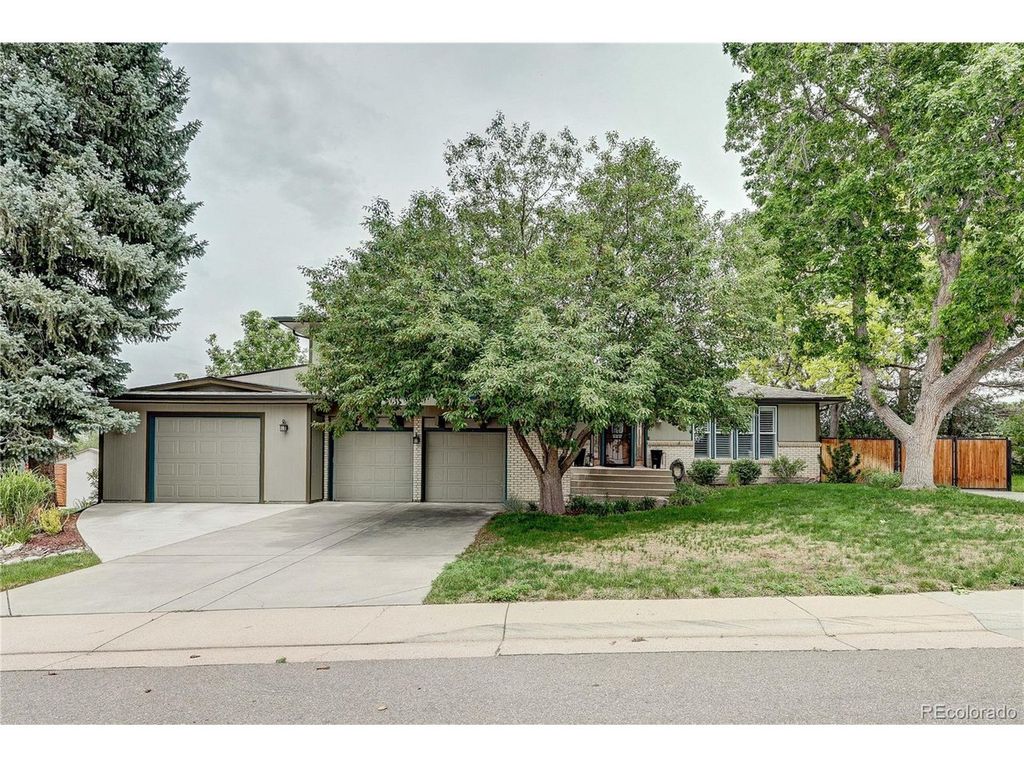 5394 S Cimarron Rd, Littleton, CO 80123