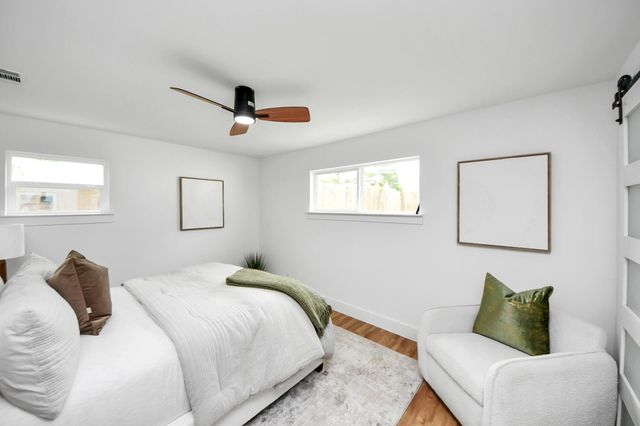 6249 Locke Lane, Houston, TX 77057