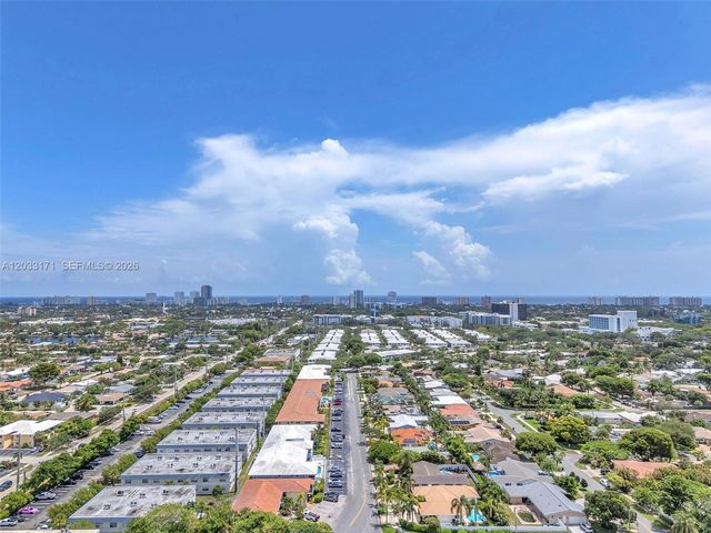 2101 NE 68th Street 202, Fort Lauderdale, FL 33308