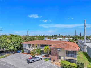 2101 NE 68th Street 202, Fort Lauderdale, FL 33308