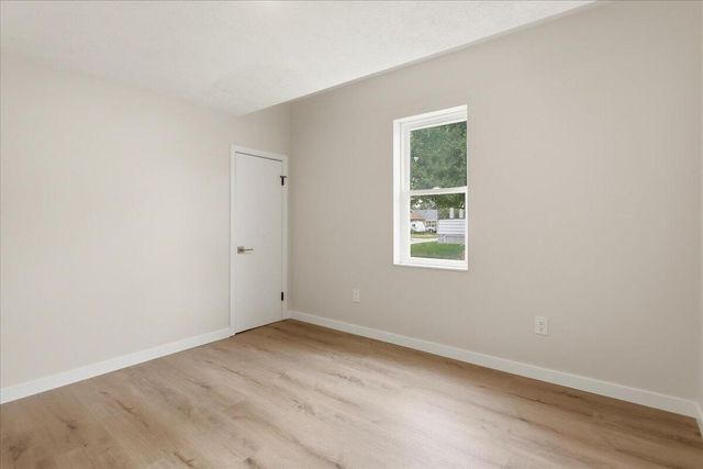 2001 4TH Avenue, Council Bluffs, IA 51501