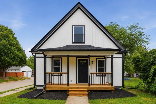 2001 4TH Avenue, Council Bluffs, IA 51501