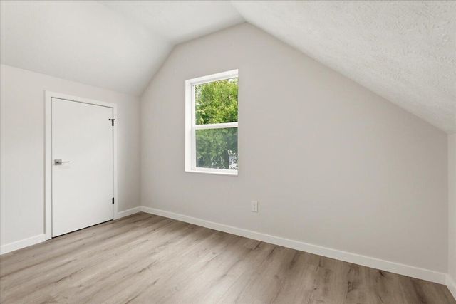2001 4TH Avenue, Council Bluffs, IA 51501