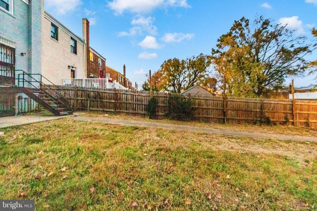 5050 BENNING RD SE, Washington, DC 20019