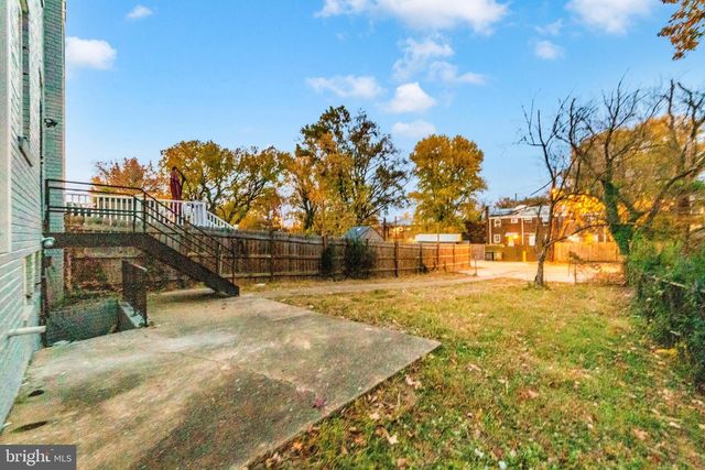 5050 BENNING RD SE, Washington, DC 20019