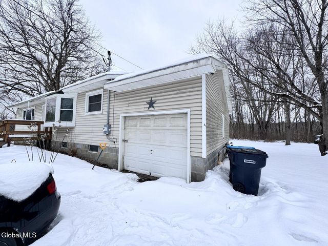 1375 Hudson Avenue, Stillwater, NY 12170