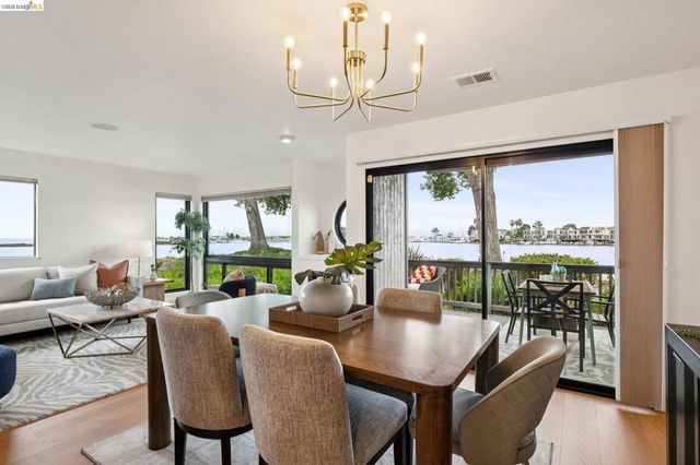 1303 Crown Dr 54, Alameda, CA 94501
